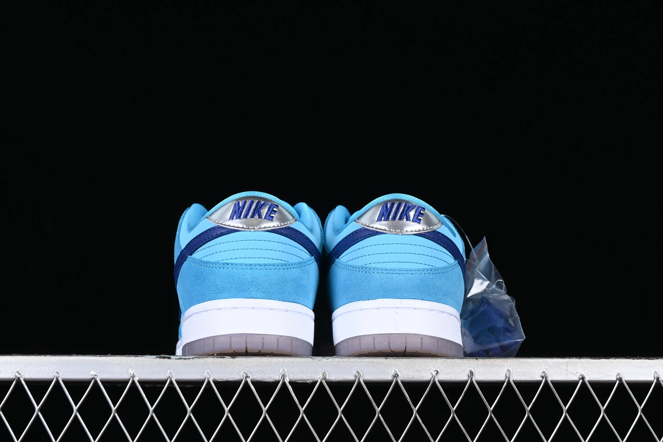 All categories Nk SB Dunk series Nk SB Dunk Low low-top sneakers K version NK SB Dunk Low Pro sky blue imitation wool low-top casual sneakers BQ6817-400
